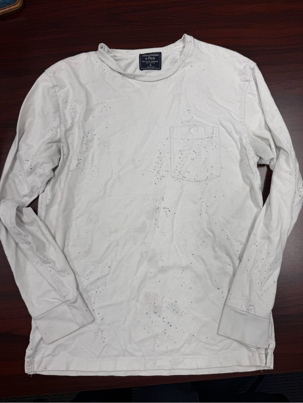 Abercrombie & Fitch Long-Sleeve Pocket Tee in Off-White with Speckle Detail